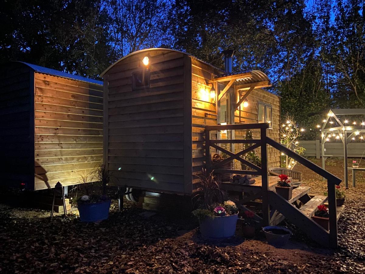 Cosy Double Shepherds Hut In Beautiful Wicklow With Underfloor Heating Throughout Rathnew Εξωτερικό φωτογραφία